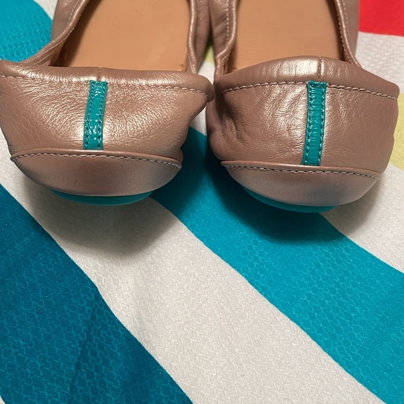 Tieks Rose Gold Women’s Size 9 Like New Barely Worn - Picture 3 of 5